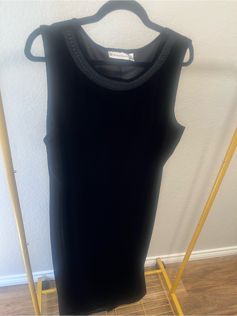 Dressbarn Black Velvet Sleeveless Sheath Cocktail Dress Size 16